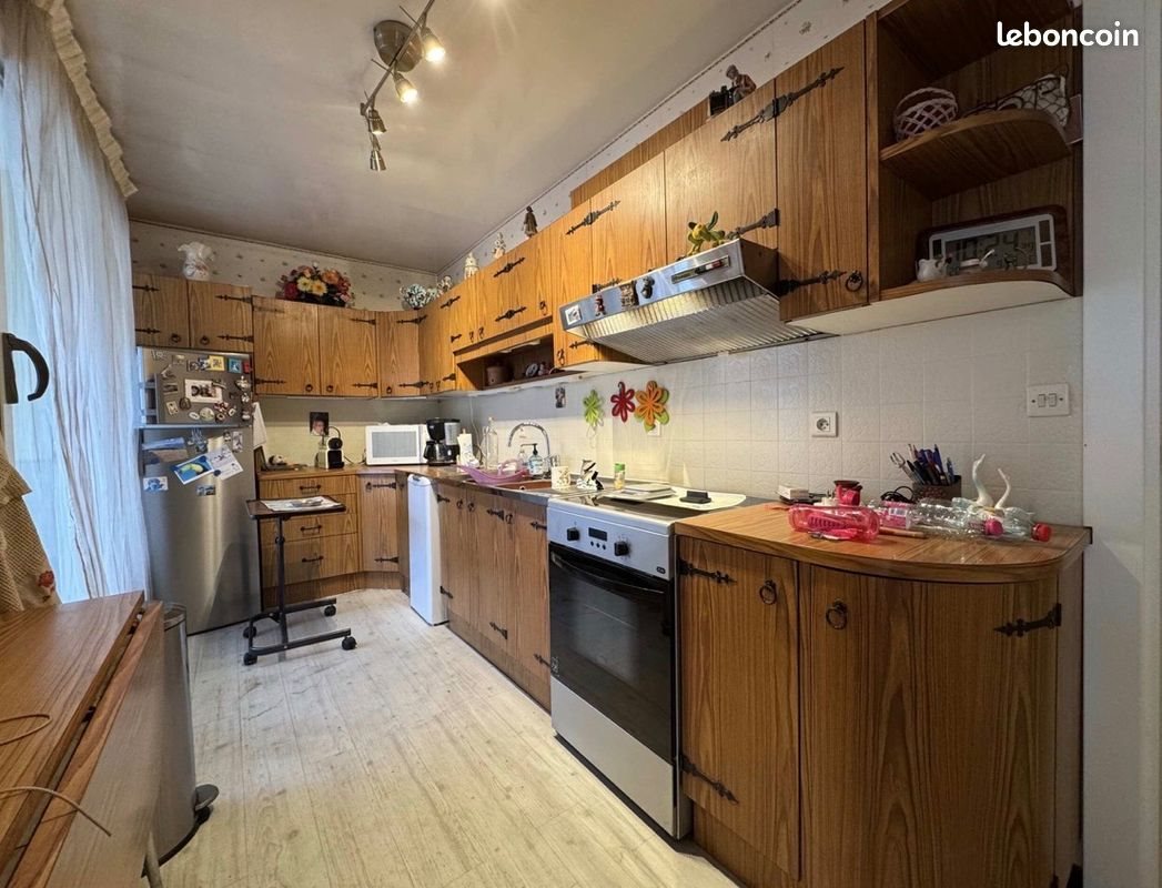 Appartement à louer, 84m², Vénissieux