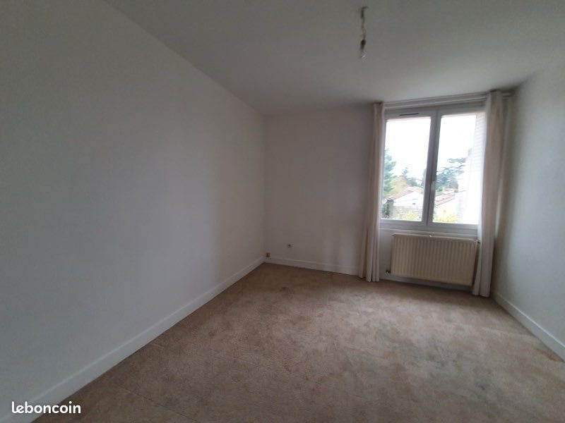 Appartement à louer, 86m², Ruelle-sur-Touvre