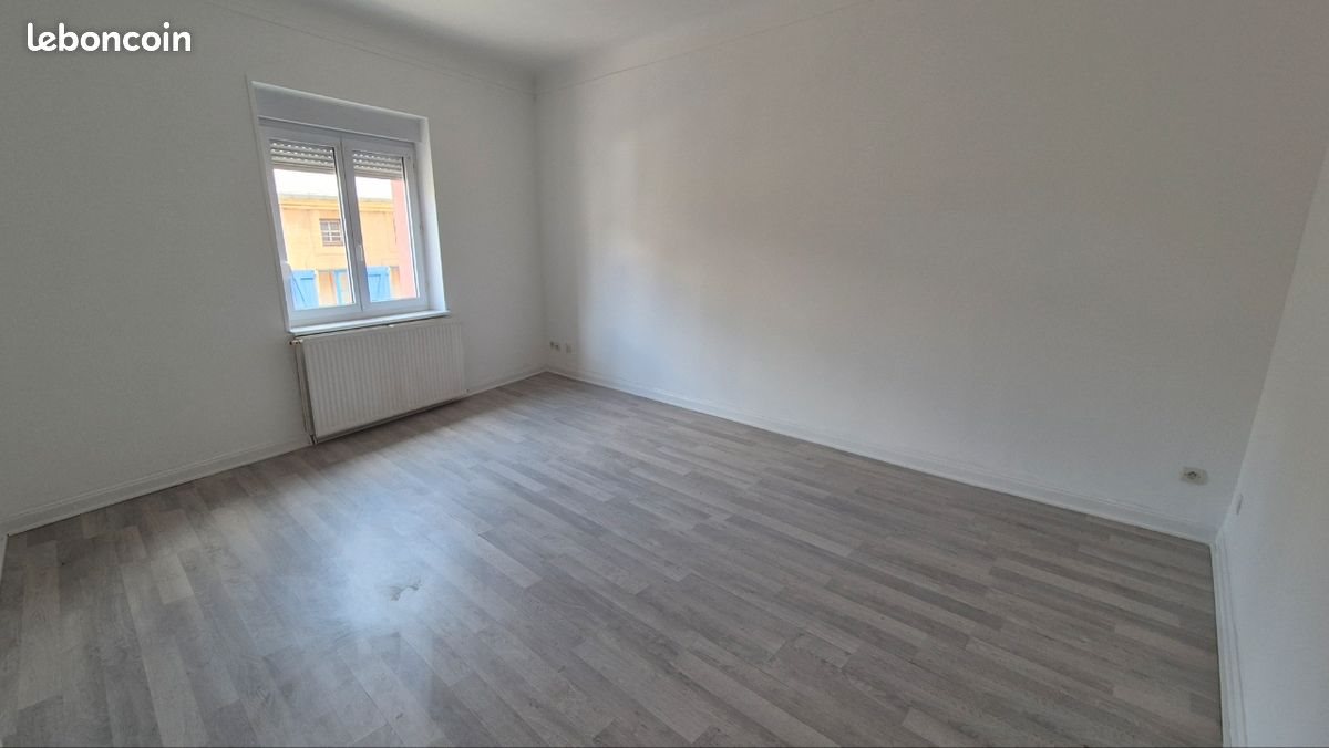 Appartement à louer, 75m², Longwy
