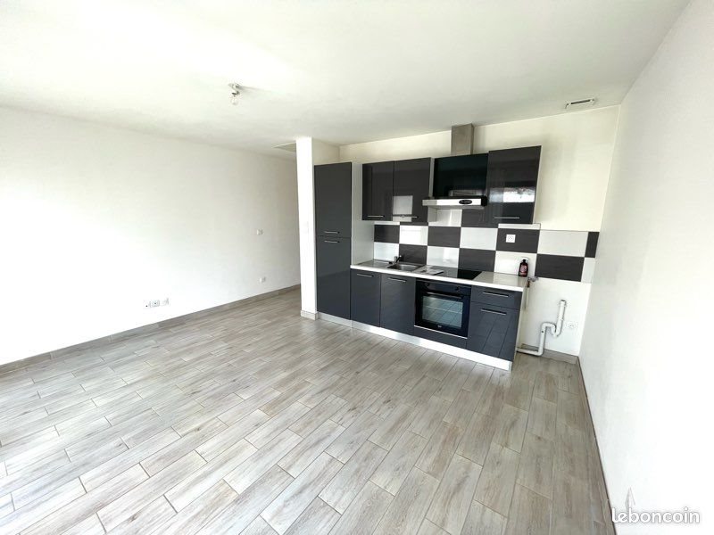 Maison à louer, 50m², Valence-en-Poitou