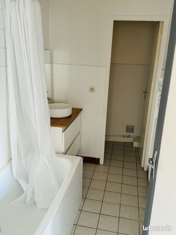 Appartement à louer, 68m², Vrigne aux Bois