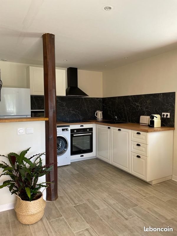 Appartement à louer, 55m², Venelles