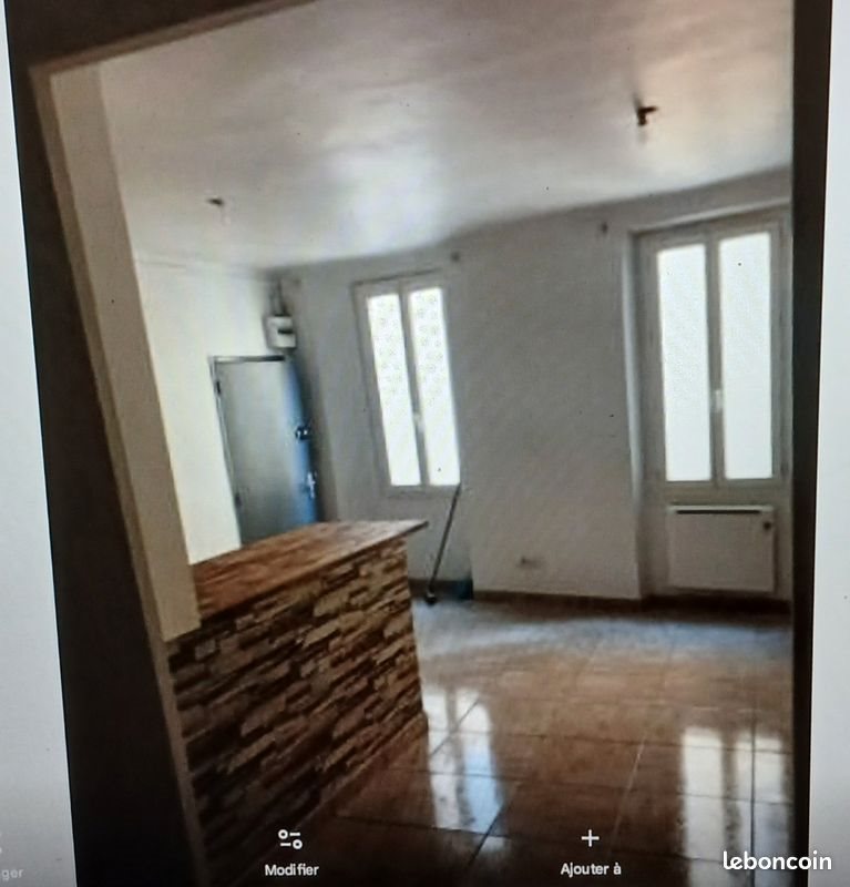 Appartement à louer, 35m², Aubagne