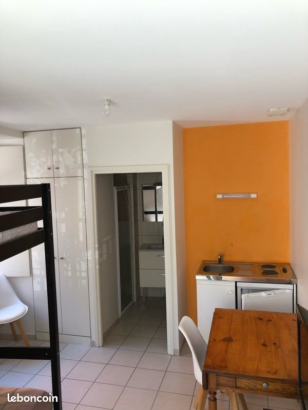 Appartement à louer, 16m², Le Puy-en-Velay