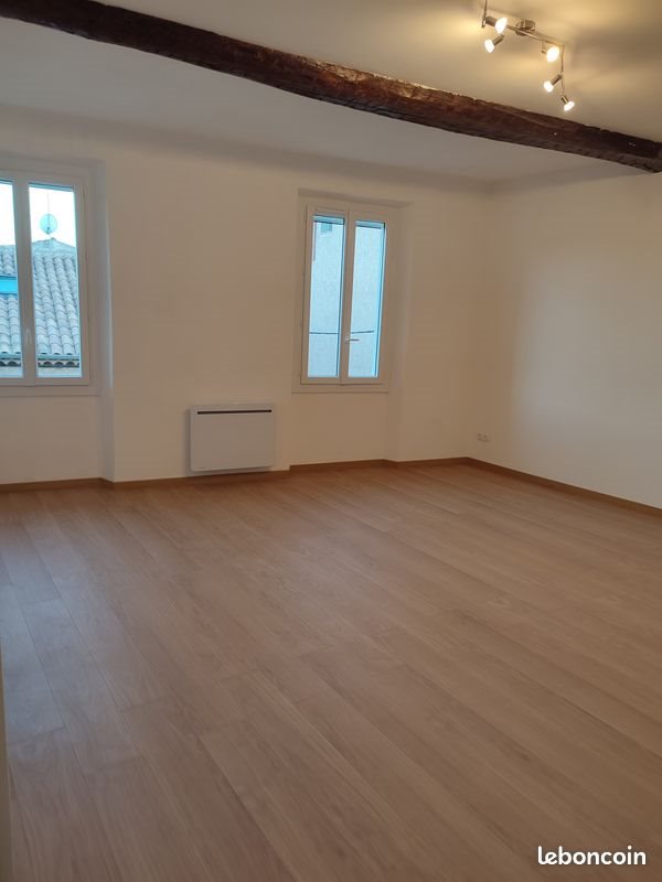 Appartement à louer, 94m², Trans-en-Provence