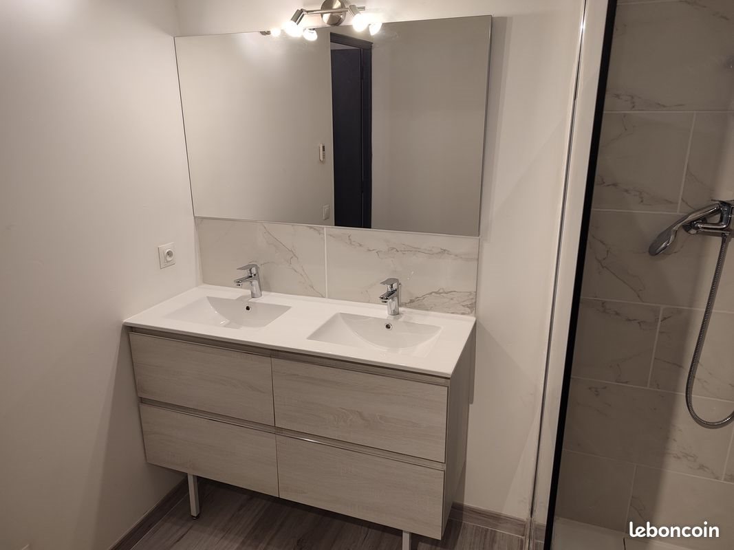 Appartement à louer, 94m², Trans-en-Provence