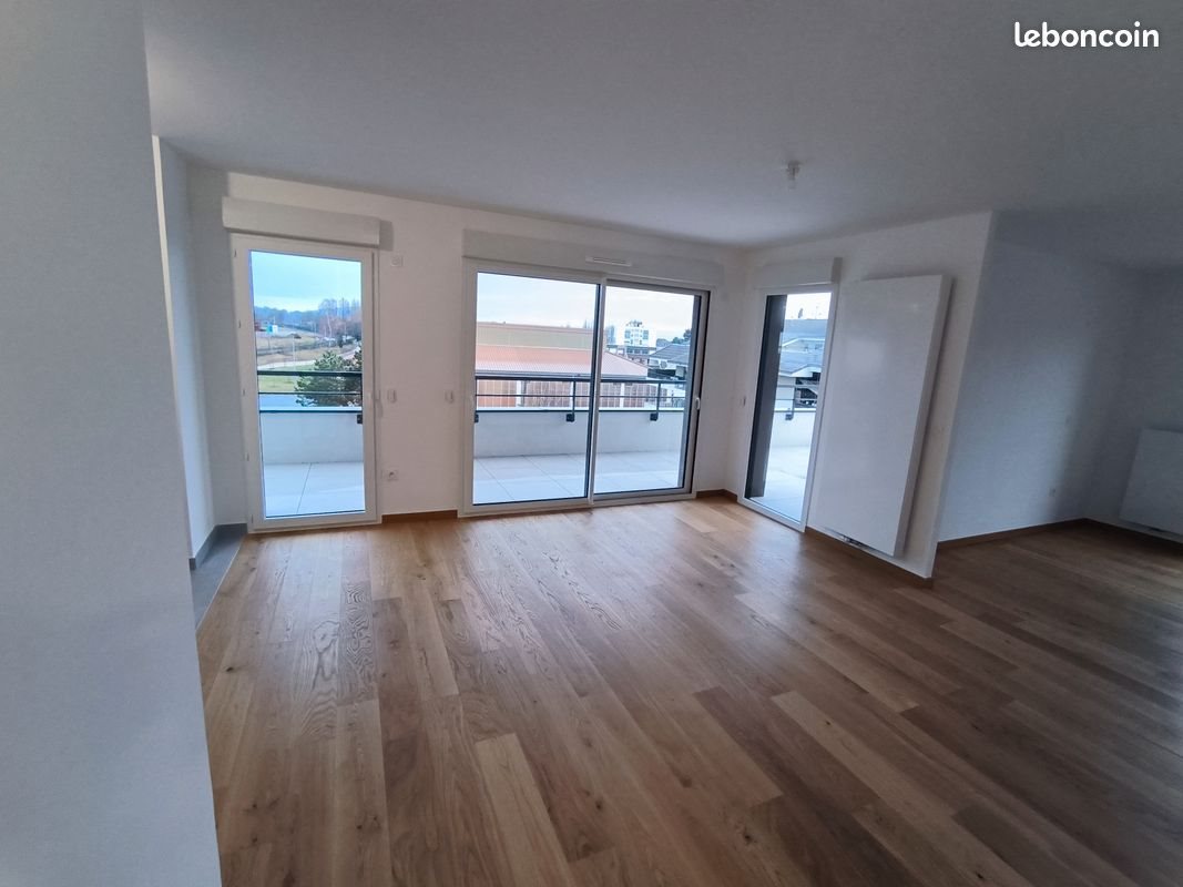 Appartement à louer, 77m², Thonon-les-Bains