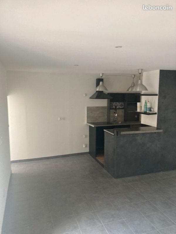 Appartement à louer, 55m², Piolenc