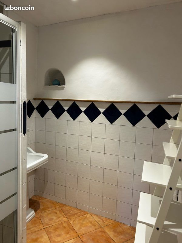 Appartement à louer, 40m², Cassis