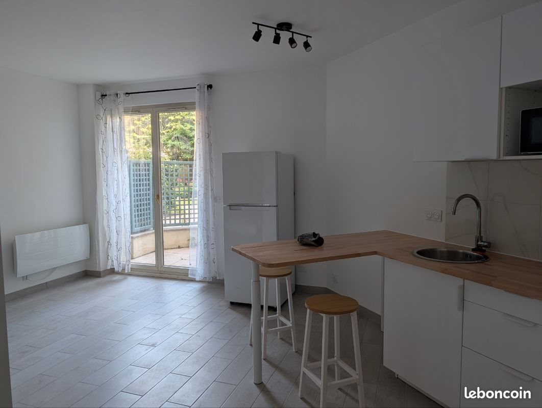 Appartement à louer, 27m², Antony
