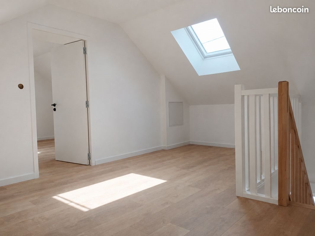 Maison à louer, 82m², Vallons-de-l'Erdre