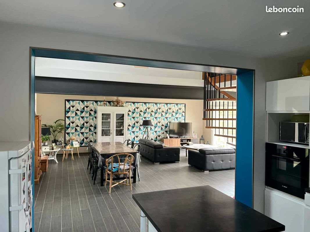 Maison à vendre, 160m², Moulins-le-Carbonnel