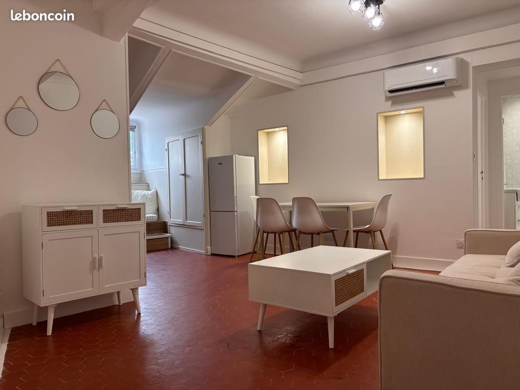 Appartement à louer, 40m², Menton