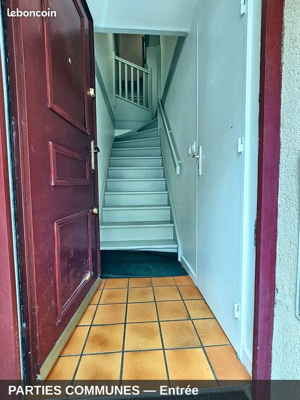 Appartement à louer, 14m², Evry