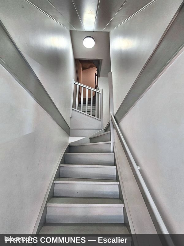 Appartement à louer, 14m², Evry