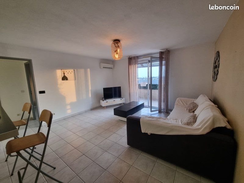 Appartement à louer, 50m², Nîmes