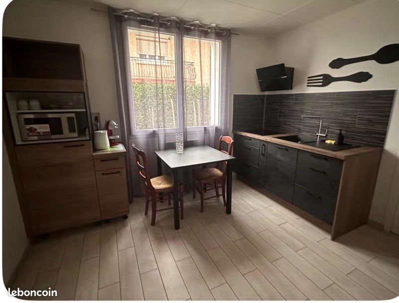 Appartement à louer, 32m², Saint-Priest