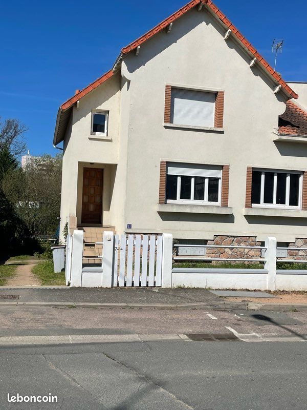 Maison à louer, 250m², Montluçon