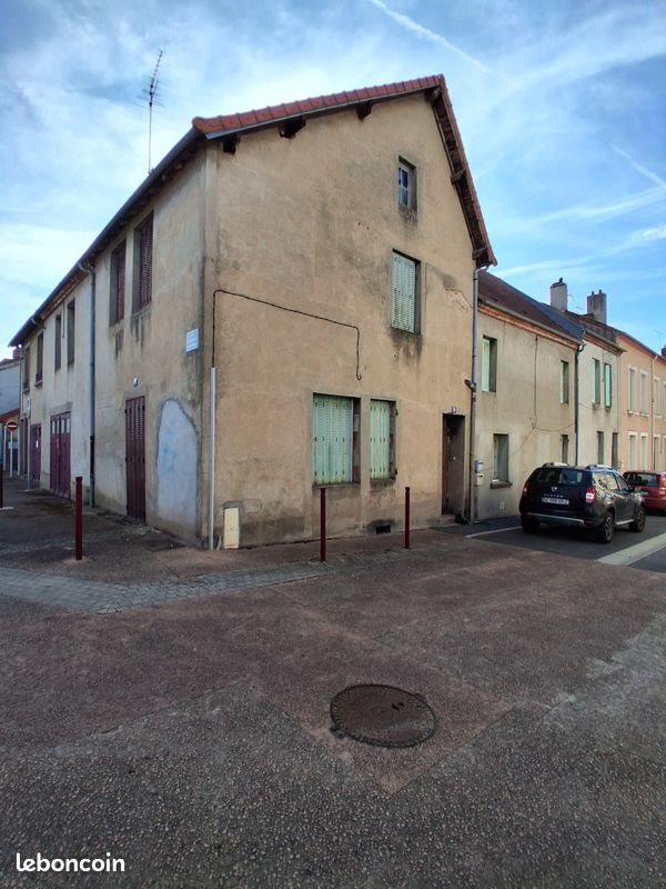 Maison à vendre, 250m², Commentry