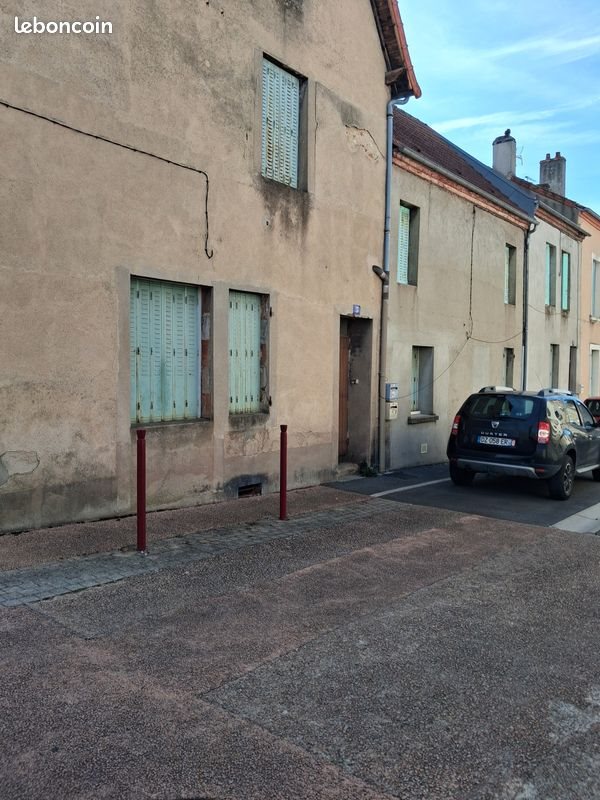 Maison à vendre, 250m², Commentry