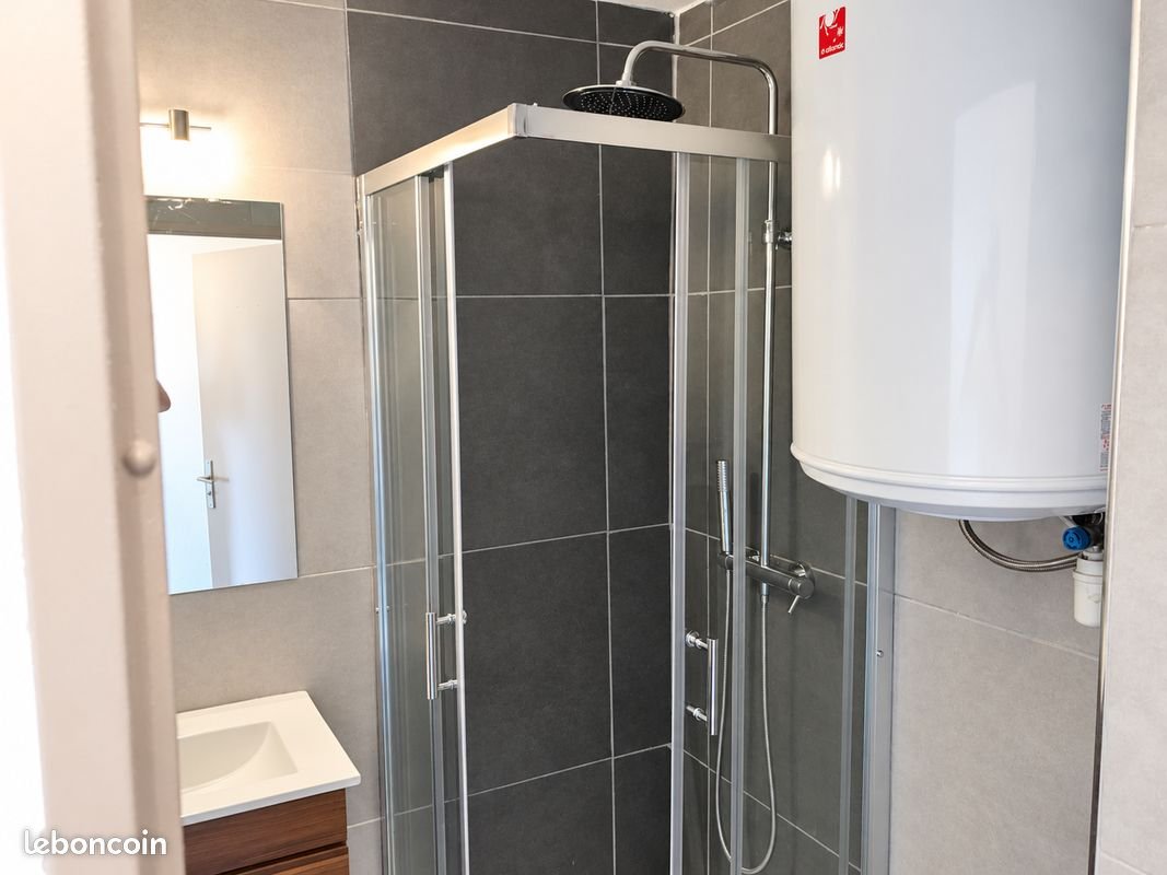 Appartement à louer, 20m², Marseille 5ème
