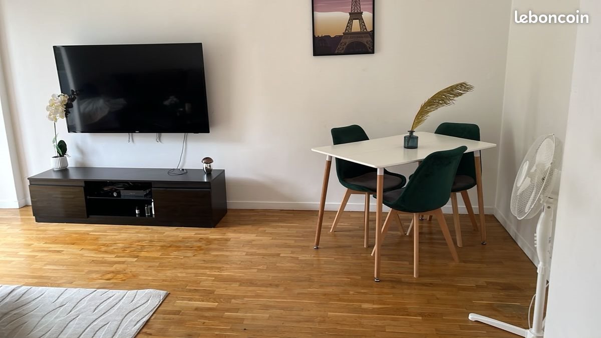 Appartement à louer, 47m², Evry
