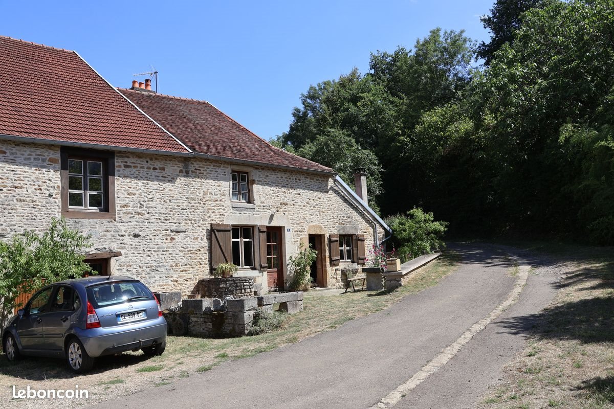 Maison à vendre, 200m², Villegusien-le-Lac