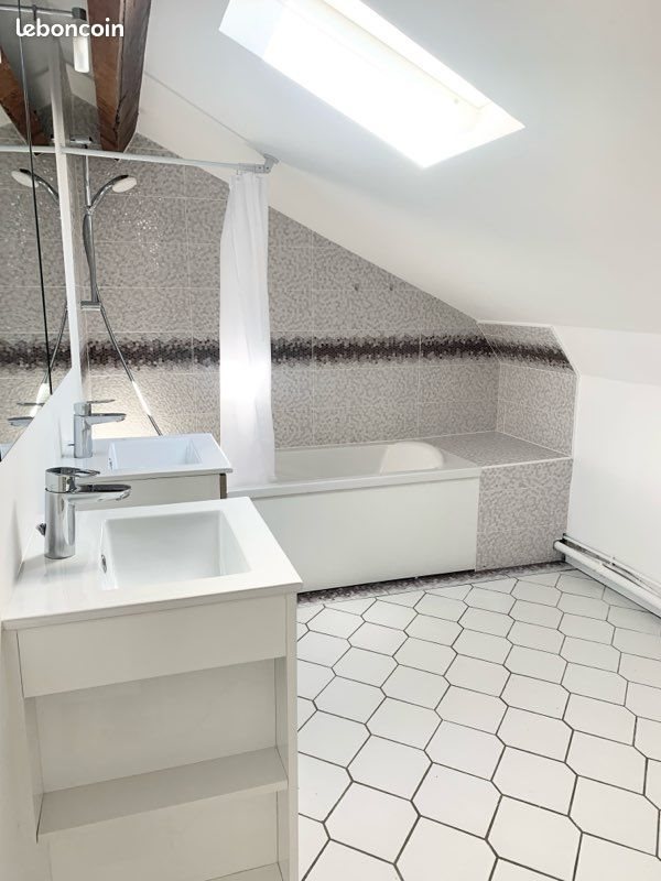 Appartement à louer, 59m², Lamorlaye
