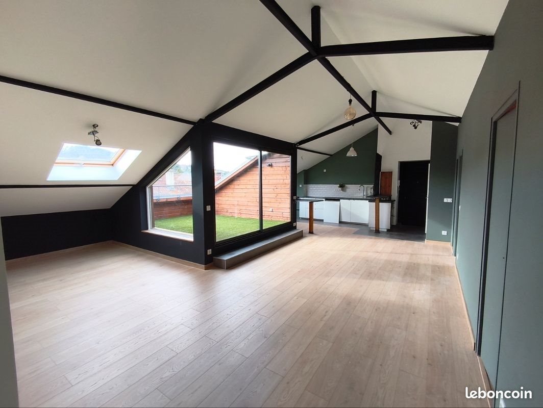 Appartement à vendre, 75m², Le Chambon-Feugerolles