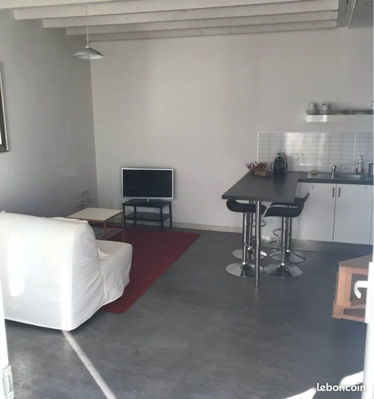Appartement à louer, 33m², Marseille 9ème