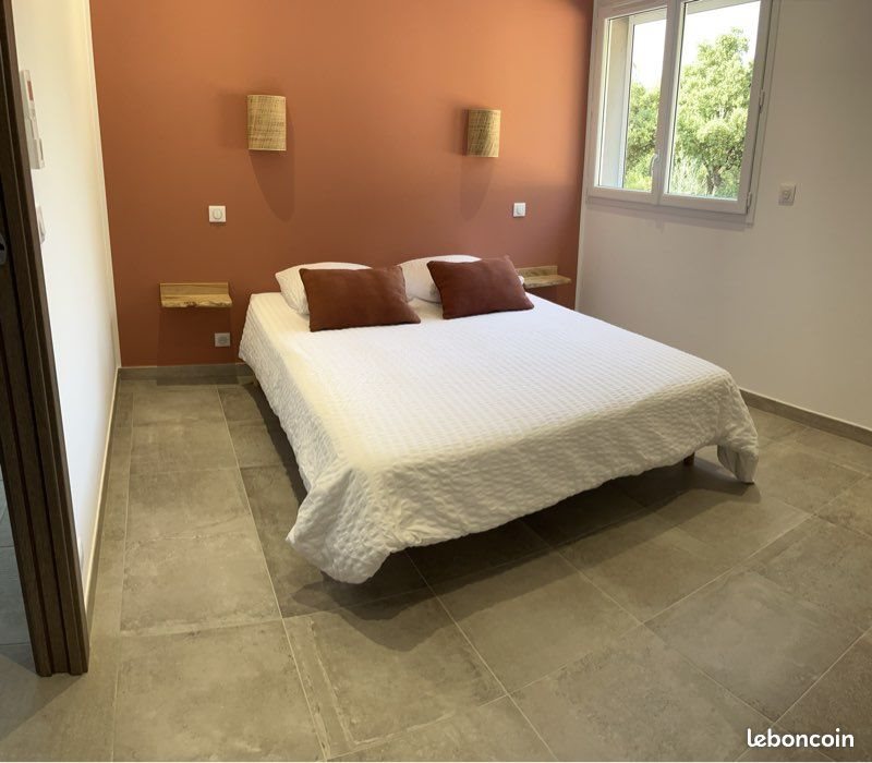 Appartement à louer, 80m², Lecci