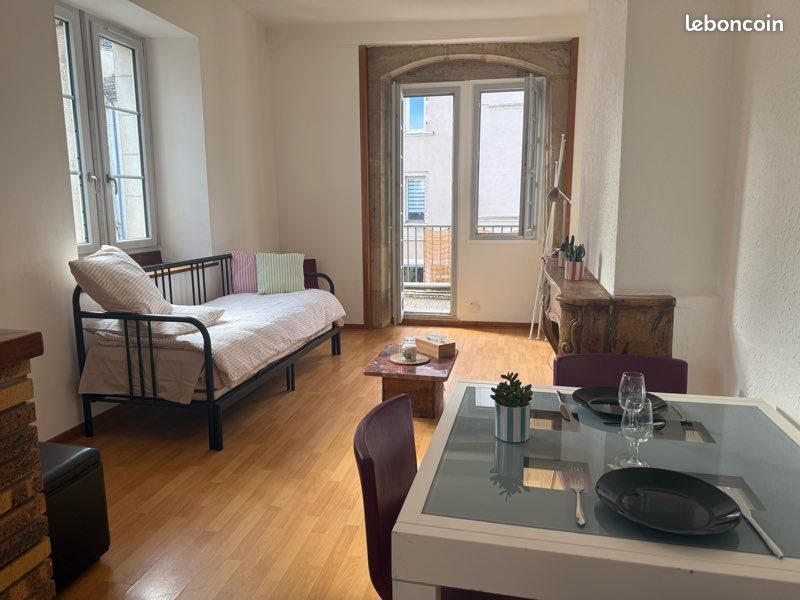 Appartement à louer, 25m², Dole