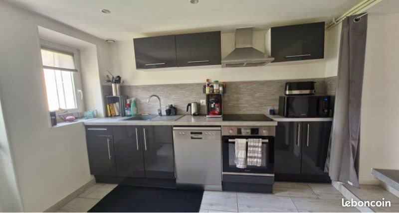 Appartement à louer, 67m², Favières