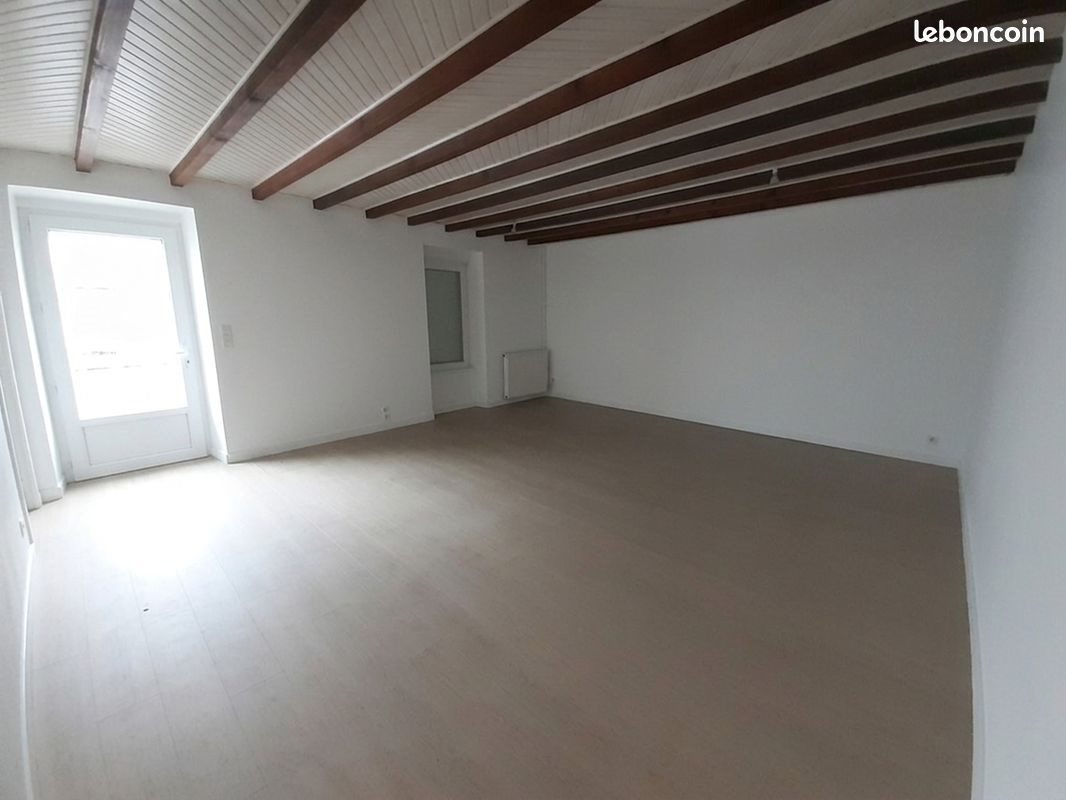Maison à louer, 117m², Bournezeau