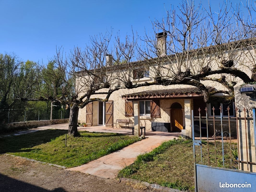 Maison à louer, 160m², Rauzan
