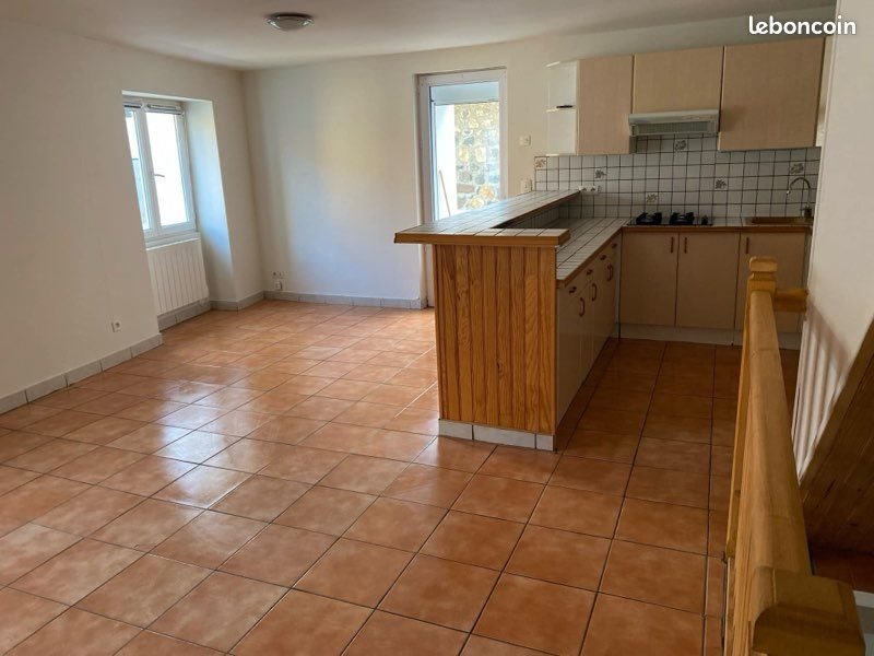 Maison à louer, 68m², Lantriac