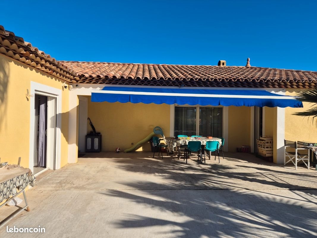 Maison à vendre, 230m², Cuers