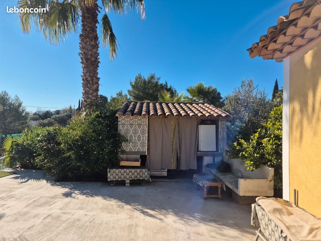 Maison à vendre, 230m², Cuers