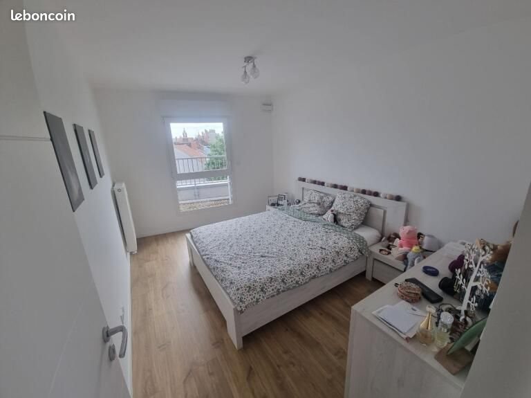 Appartement à louer, 80m², Loos