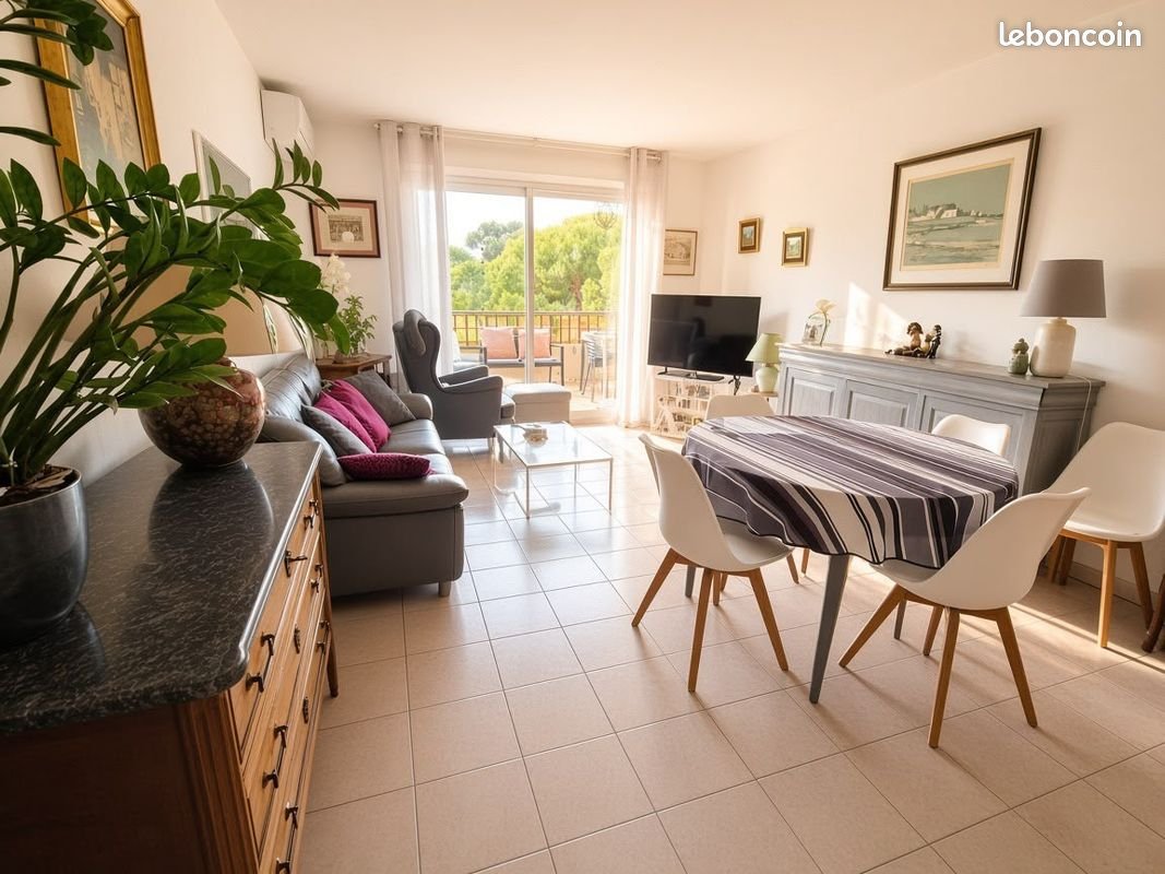 Appartement à louer, 87m², Hyères