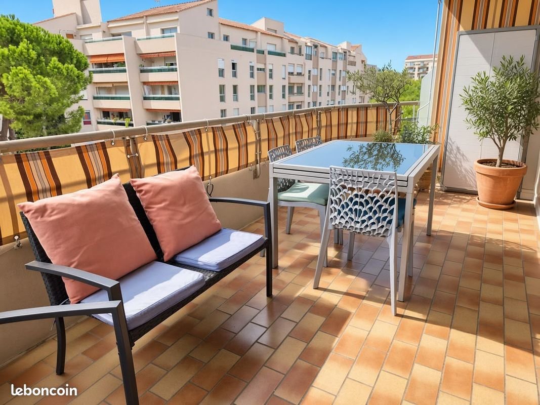 Appartement à louer, 87m², Hyères