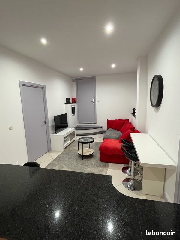 Appartement à louer, 40m², Beausoleil