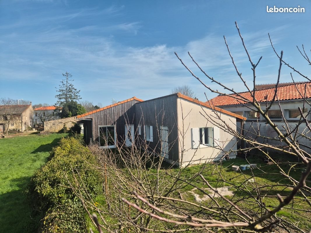 Maison à vendre, 115m², Villeneuve-la-Comtesse