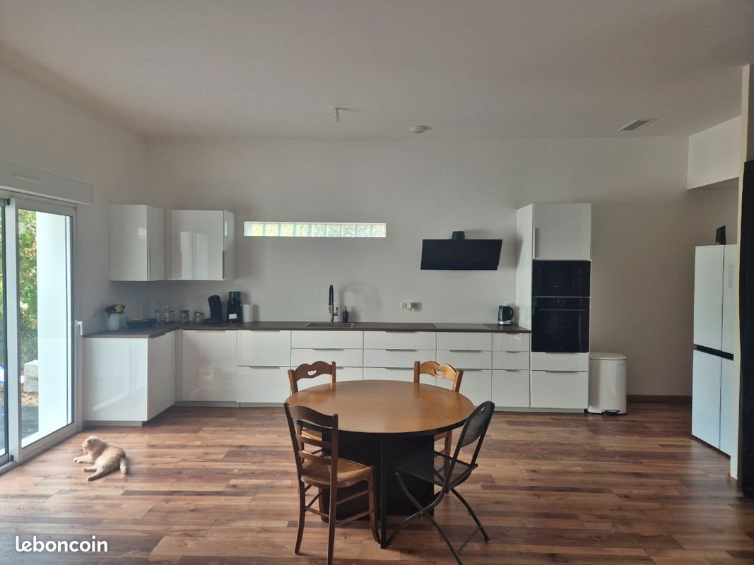 Maison à vendre, 115m², Villeneuve-la-Comtesse
