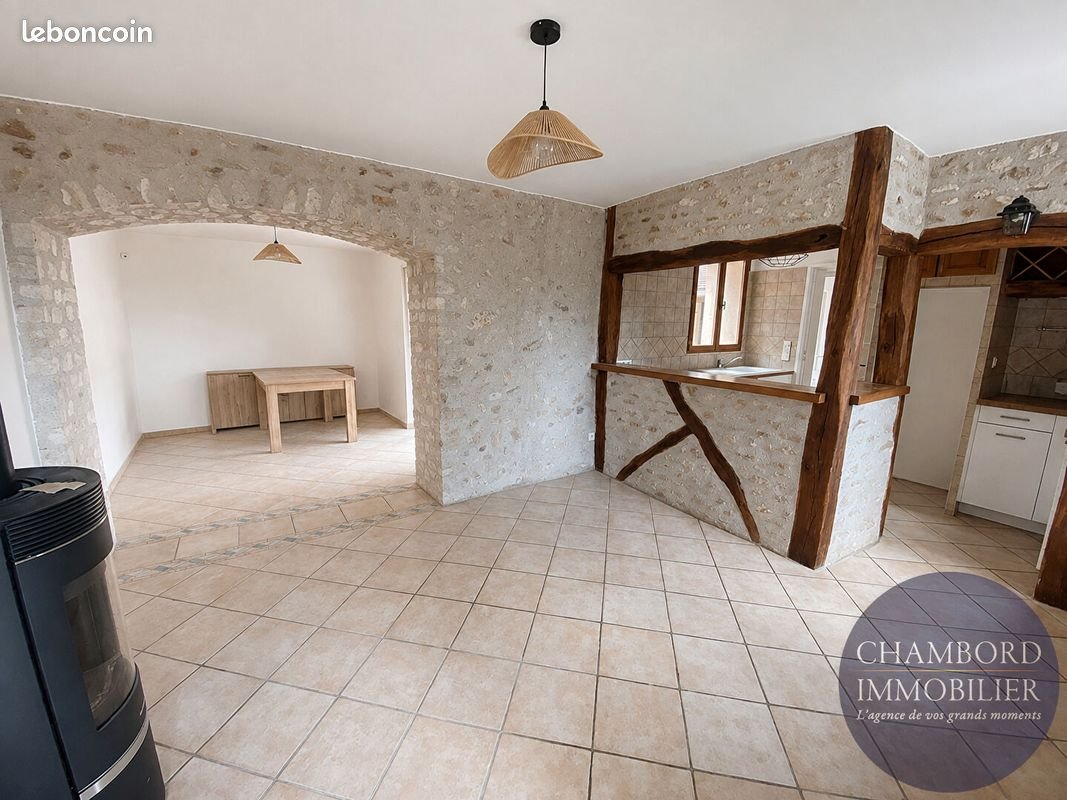 Maison à louer, 75m², Montlivault