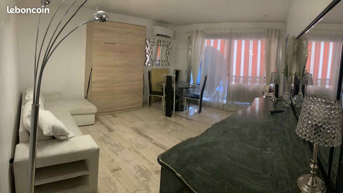 Appartement à louer, 26m², Mandelieu-la-Napoule