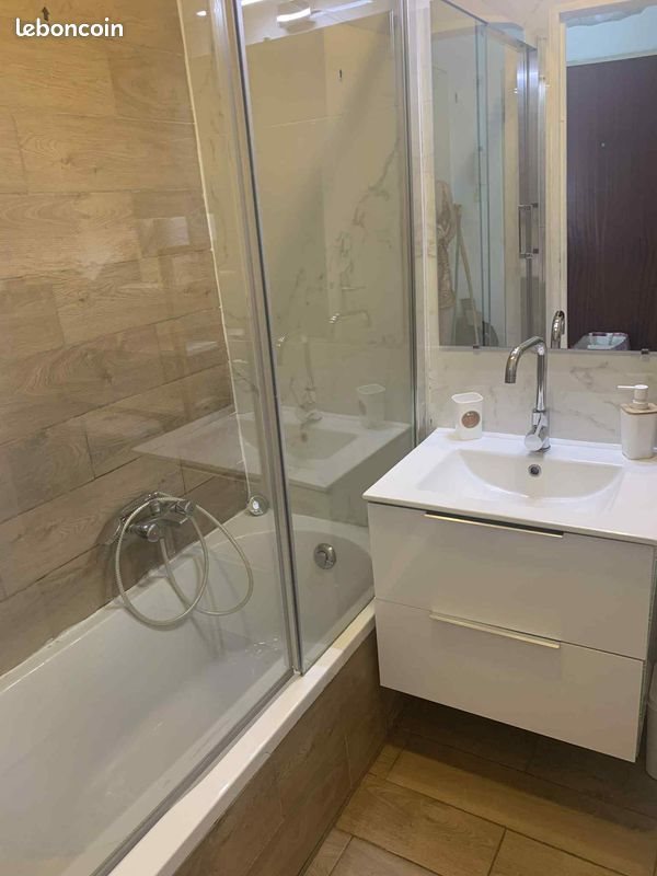 Appartement à louer, 26m², Mandelieu-la-Napoule