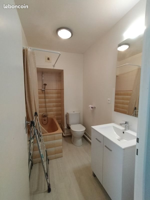 Appartement à louer, 25m², Angoulême
