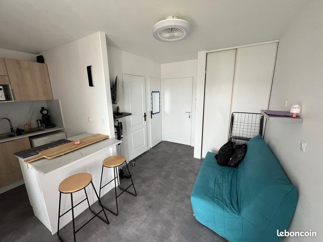 Appartement à louer, 24m², Rochefort