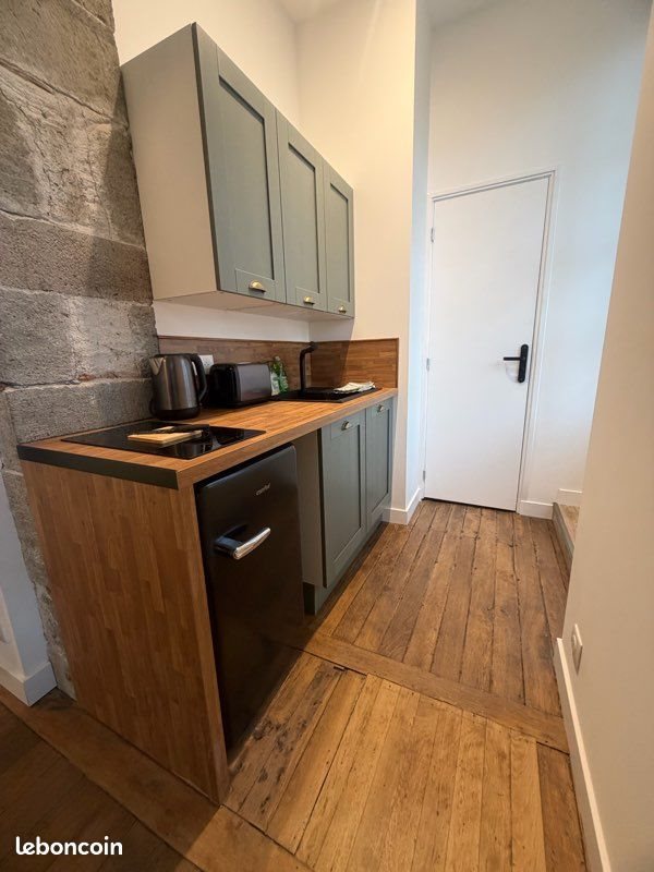 Appartement à louer, 25m², Aurillac